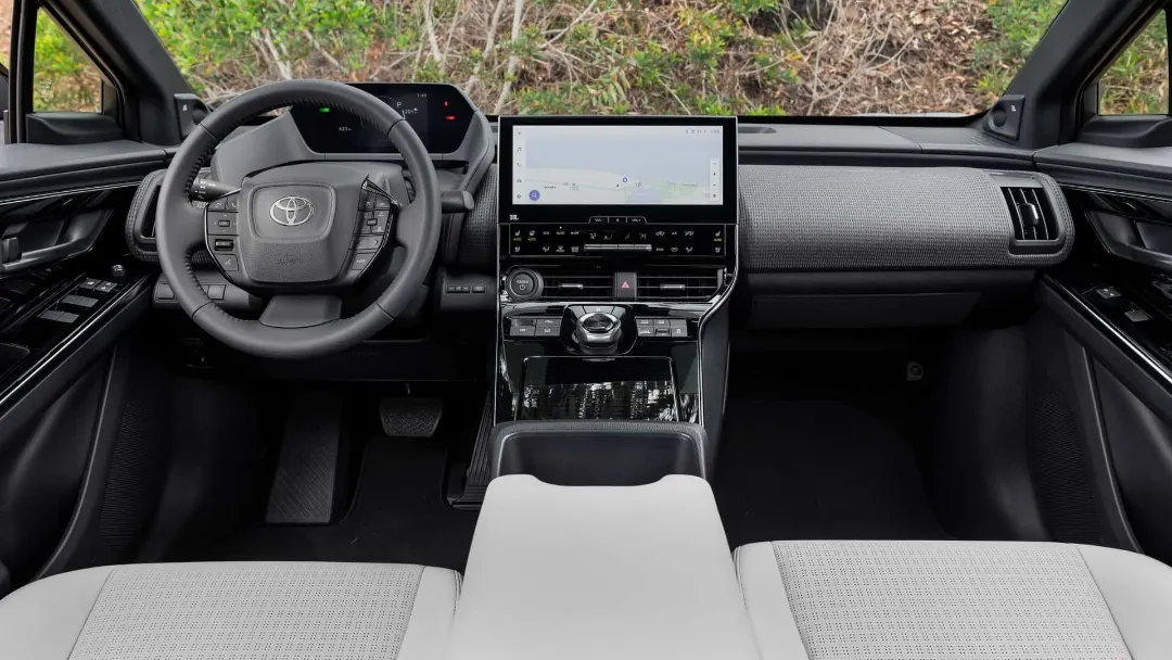 تویوتا bZ4X مدل ۲۰۲۵؛ ایمن‌ترین خودروی برقی وارداتی وارد بازار ایران شد