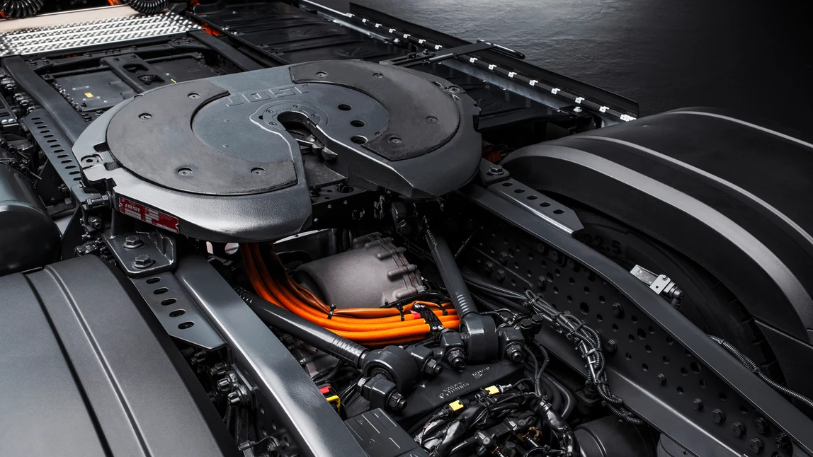 نسل جدید کامیون‌های مرسدس بنز eActros 600 معرفی شد