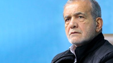 فروش بنزین مخلوط با آب به خودرو رئیس‌جمهور؛ پزشکیان با تاکسی به تبریز رفت