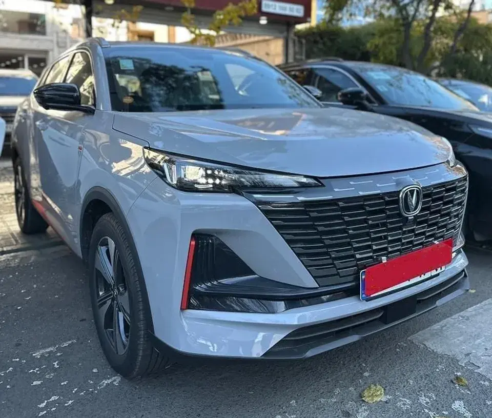 قیمت بازار محصولات ایران‌خودرو و سایپا (6 شهریور)