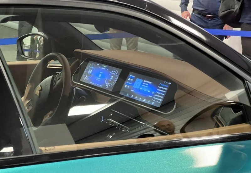 بررسی ری‌را ایران‌خودرو