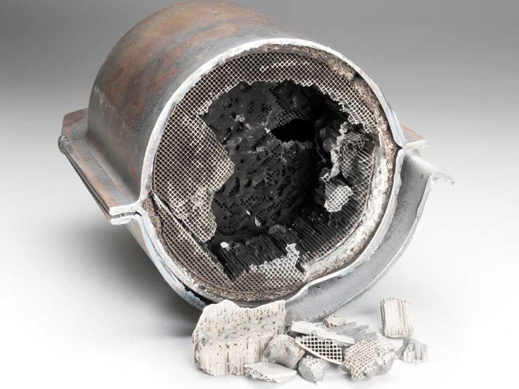 کاتالیست خودرو چیست