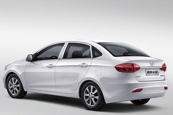 جک J4، سدان اقتصادی با موتور ۱.۵ لیتری