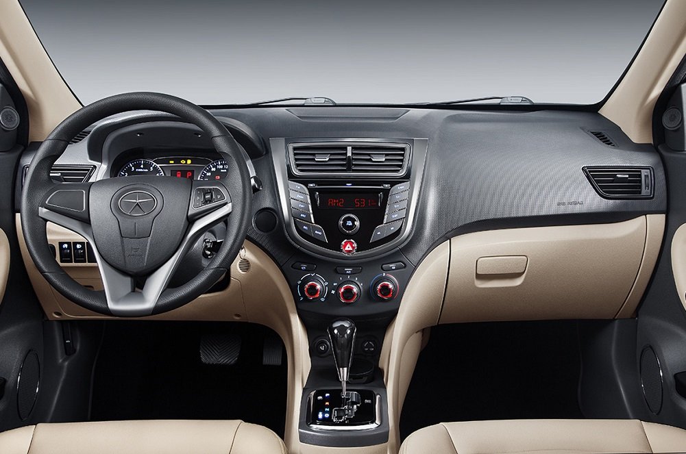 جک J4، سدان اقتصادی با موتور ۱.۵ لیتری