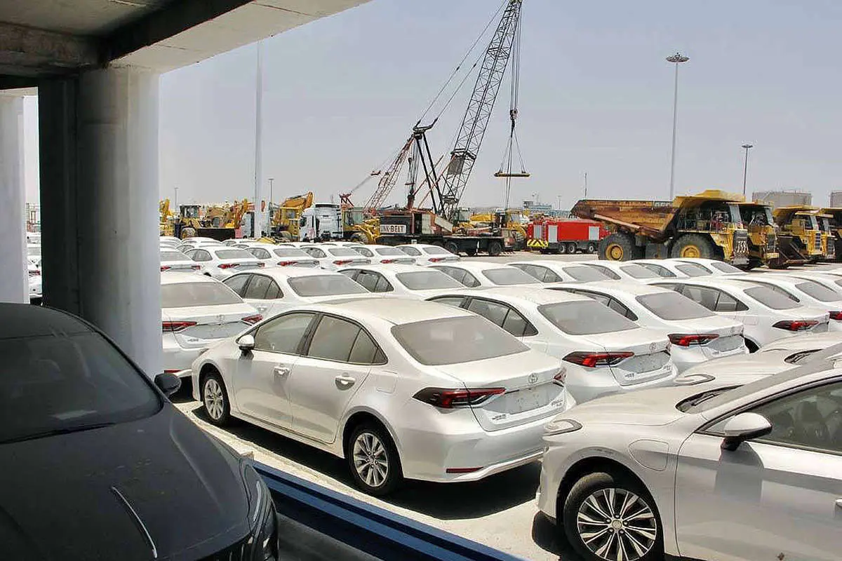 تعرفه‌های پلکانی واردات خودرو و چالش‌های پیش‌روی بازار خودرو ایران