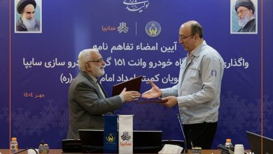 واگذاری وانت سایپا ۱۵۱ به مددجویان کمیته امداد