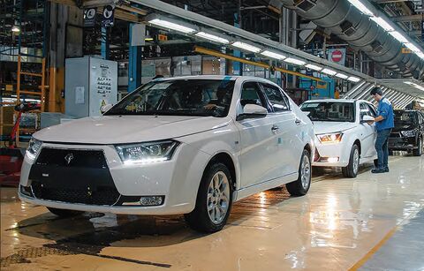 تأخیر در تحویل خودروهای ثبتنامی ادامه دارد