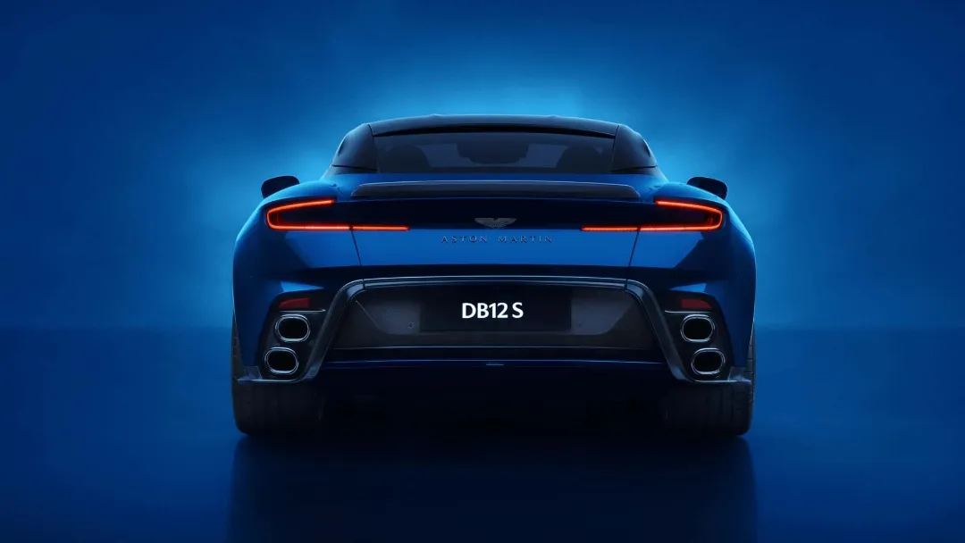 استون مارتین DB12 S