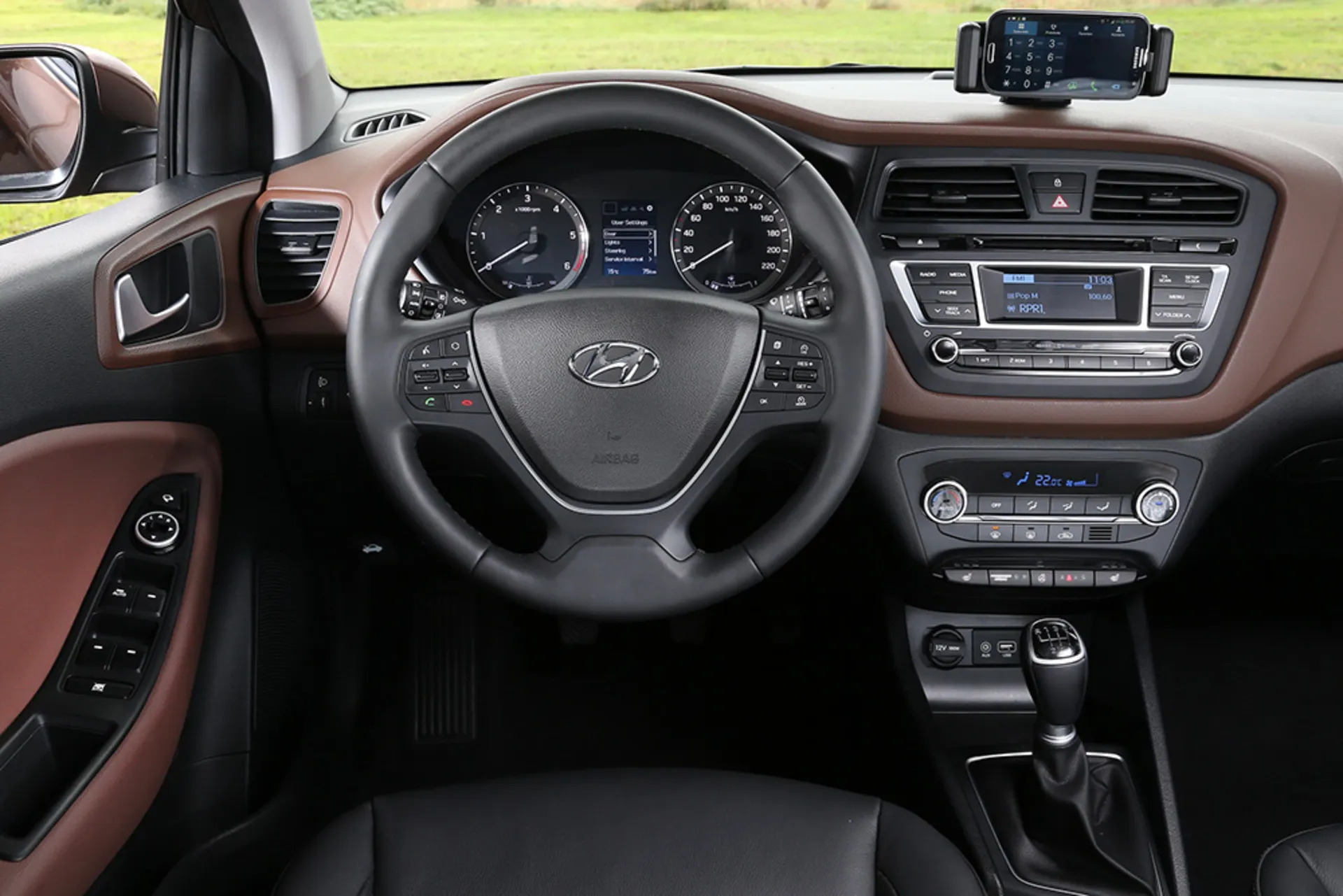 هیوندای i20 کارکرده بخریم یا هاچبک چینی صفر کیلومتر؟