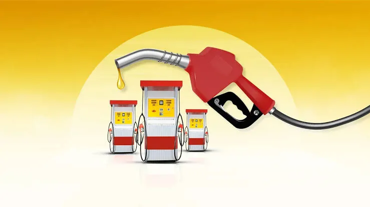 از ۱۵ آذر ۱۴۰۴ سهمیه بنزین برای خودروهای نوشماره، وارداتی، سازمانی و خودروهای دوم هر فرد حذف میشود و این خودروها فقط با نرخ ۵۰۰۰ تومان سوختگیری میکنند.