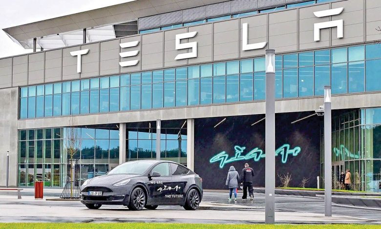 کاهش ۲۸.۵ درصدی فروش تسلا در اروپا؛ رقابت شدید و واکنش سیاسی مشتریان