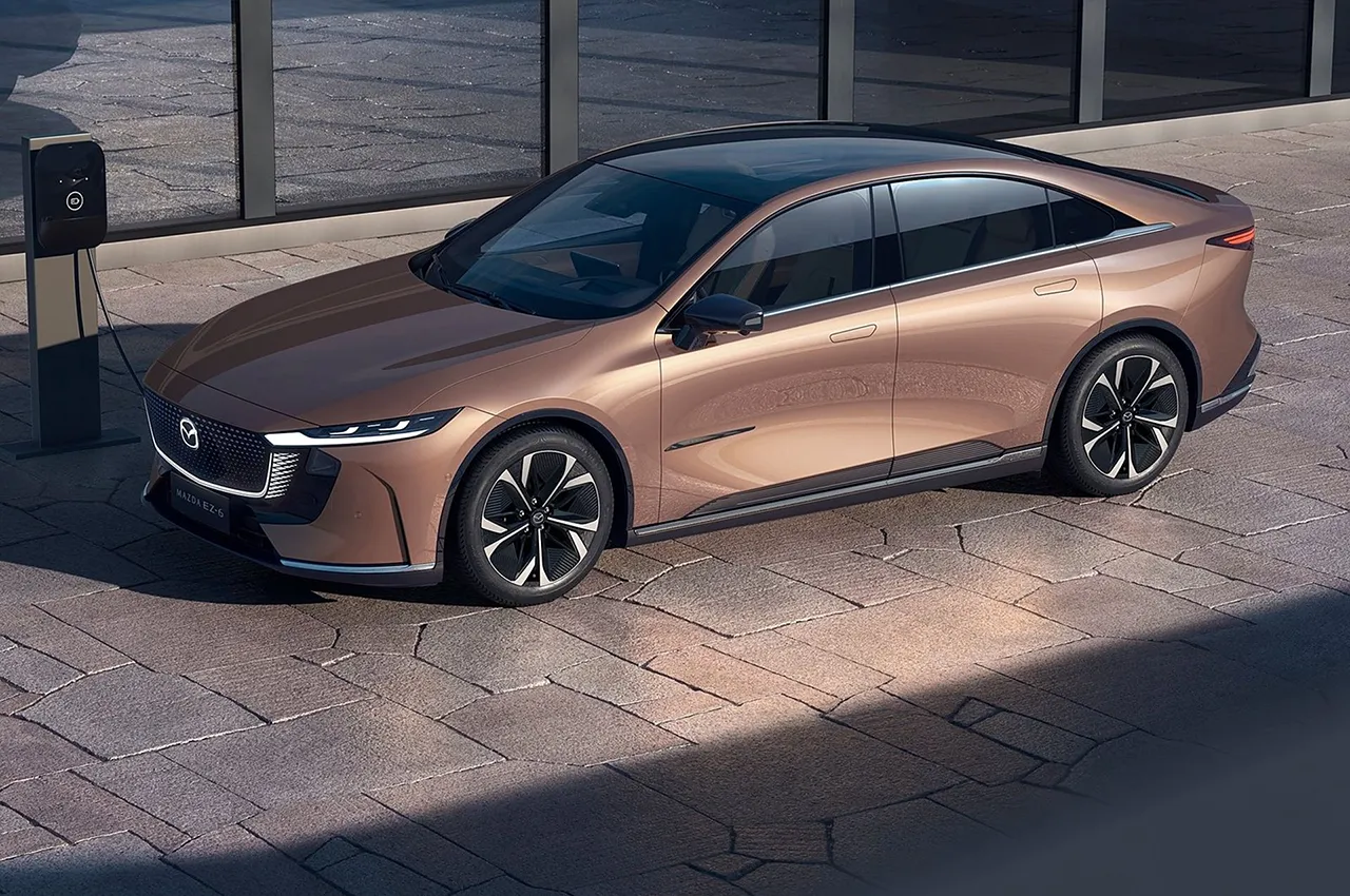 معرفی مزدا EZ-6؛ سدان وارداتی با تکنولوژی قوای محرکه بردافزا