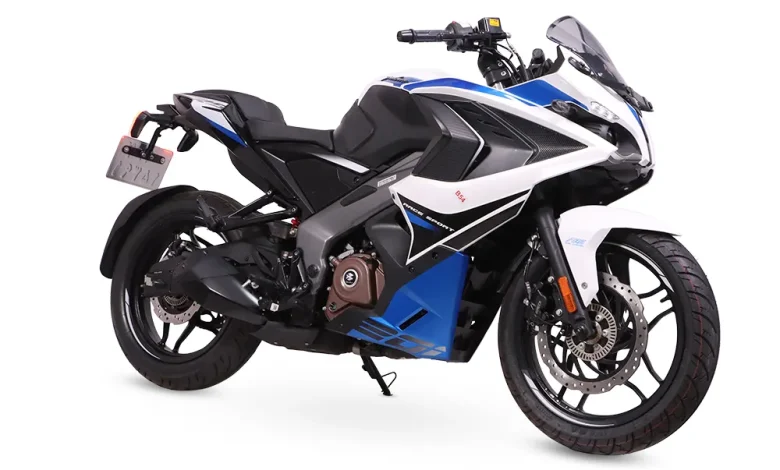 بررسی کامل باجاج پالس RS200