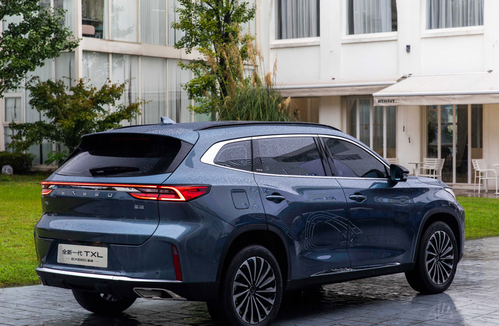 اکستریم TXL؛ کراس اوور دو دیفرانسیل چری