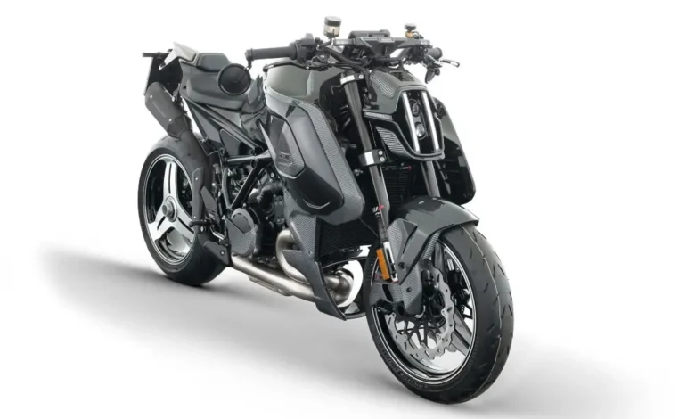 براباس 1400 آر؛ نیکدبایک لوکس و فیبرکربنی آلمانی–اتریشی در بازار جهانی موتورسیکلت