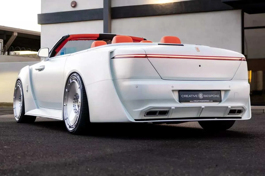 عجیب‌ترین تیونینگ رولزرویس با چهره‌ای فضایی!