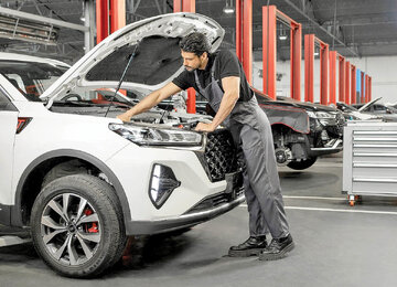 تداوم افت تولید سواری در ایران؛ زنگ خطر برای بازار خودرو