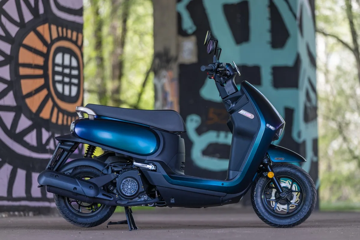 معرفی گلکسی CLB 125؛ اسکوتر شهری جدید SYM برای ایران