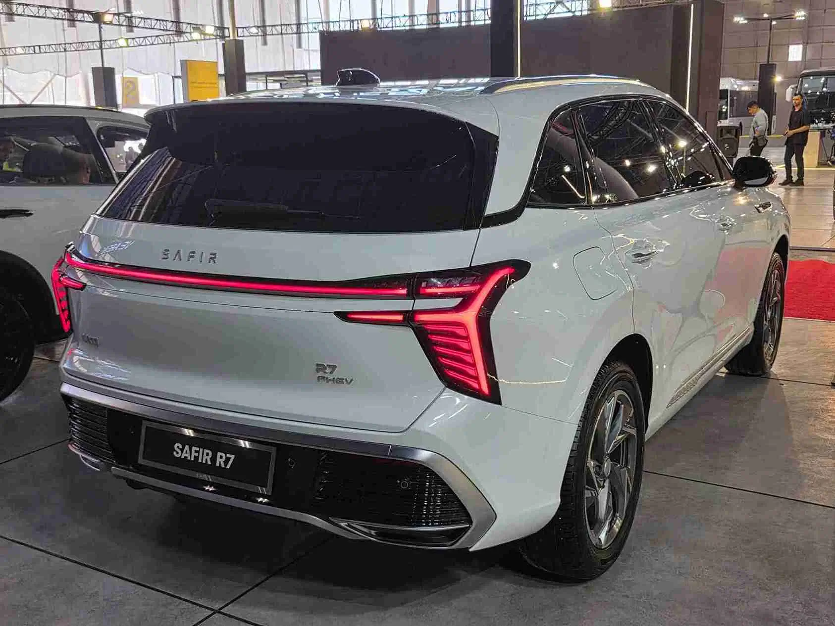 سفیر R7 ایرانخودرو