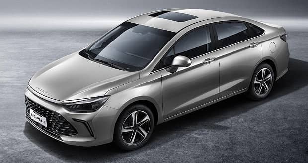 قیمت روز خودروهای مونتاژی؛ بازار خودرو نزولی شد (25 بهمن)