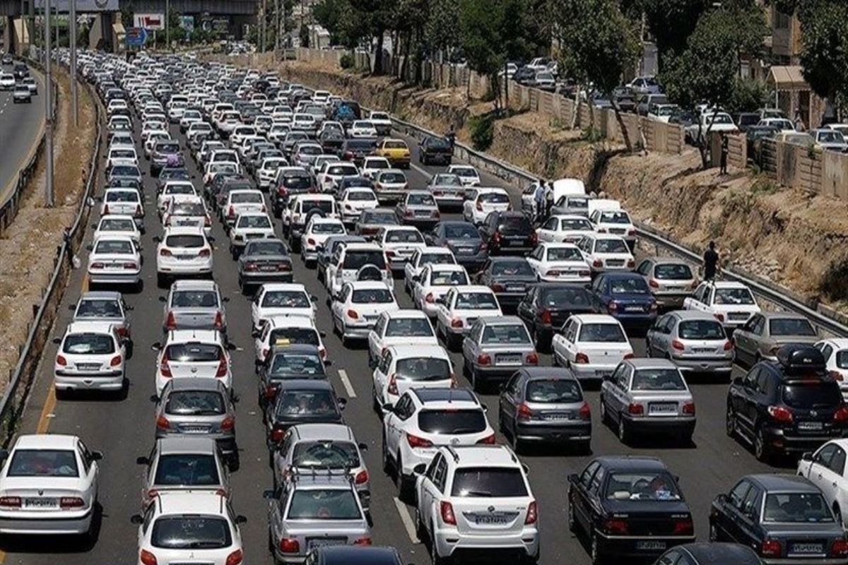 ترافیک فوق سنگین در مسیر تهران